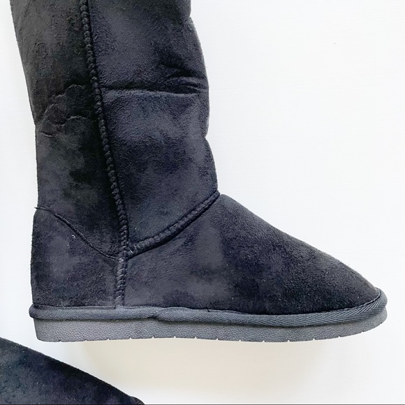 Forever Black Boots Anissa-3, Size 5. Buttons up the side!! Brand New in Box!! - Picture 3 of 6